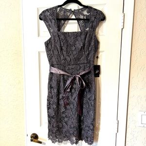 NWT SZ 4 Adriana Papell Dusty Purple Lace sheath dress